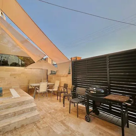 With Pool & Jacuzzi & Bbq فيلة أنطاليا