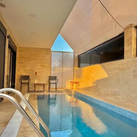 فيلة With Pool & Jacuzzi & Bbq