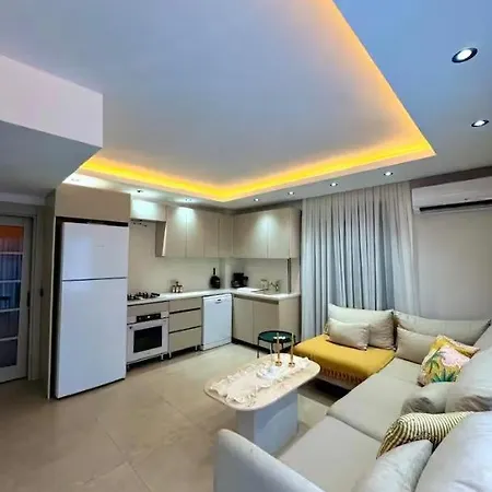 With Pool & Jacuzzi & Bbq *