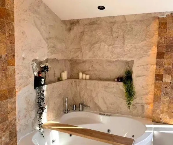 别墅 With Pool & Jacuzzi & Bbq *