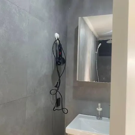 With Pool & Jacuzzi & Bbq *