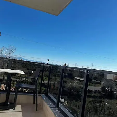 With Pool & Jacuzzi & Bbq