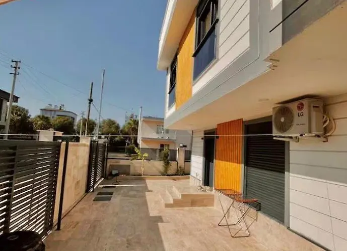 With Pool & Jacuzzi & Bbq *