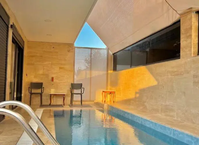 فيلة With Pool & Jacuzzi & Bbq